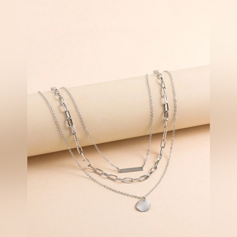 Silver Tone Layered‎ Necklace